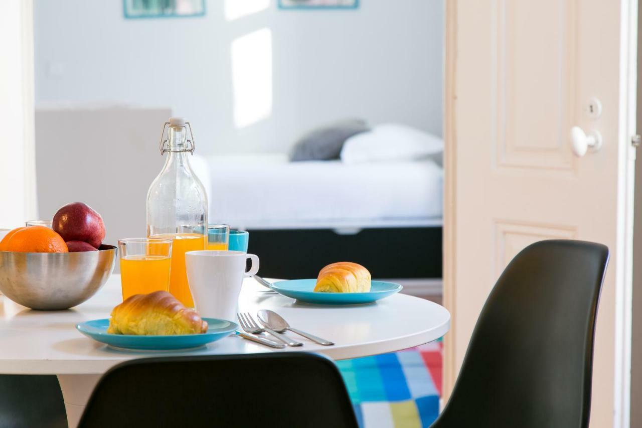 Appartamento Joivy Splendid 2Br Flat In Bairro Alto, Nearby Luis De Camoes Square Lisbona Esterno foto