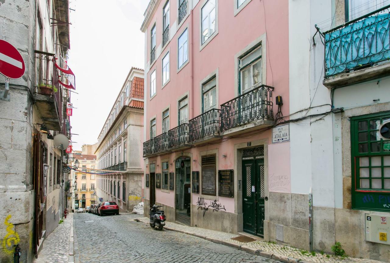 Appartamento Joivy Splendid 2Br Flat In Bairro Alto, Nearby Luis De Camoes Square Lisbona Esterno foto