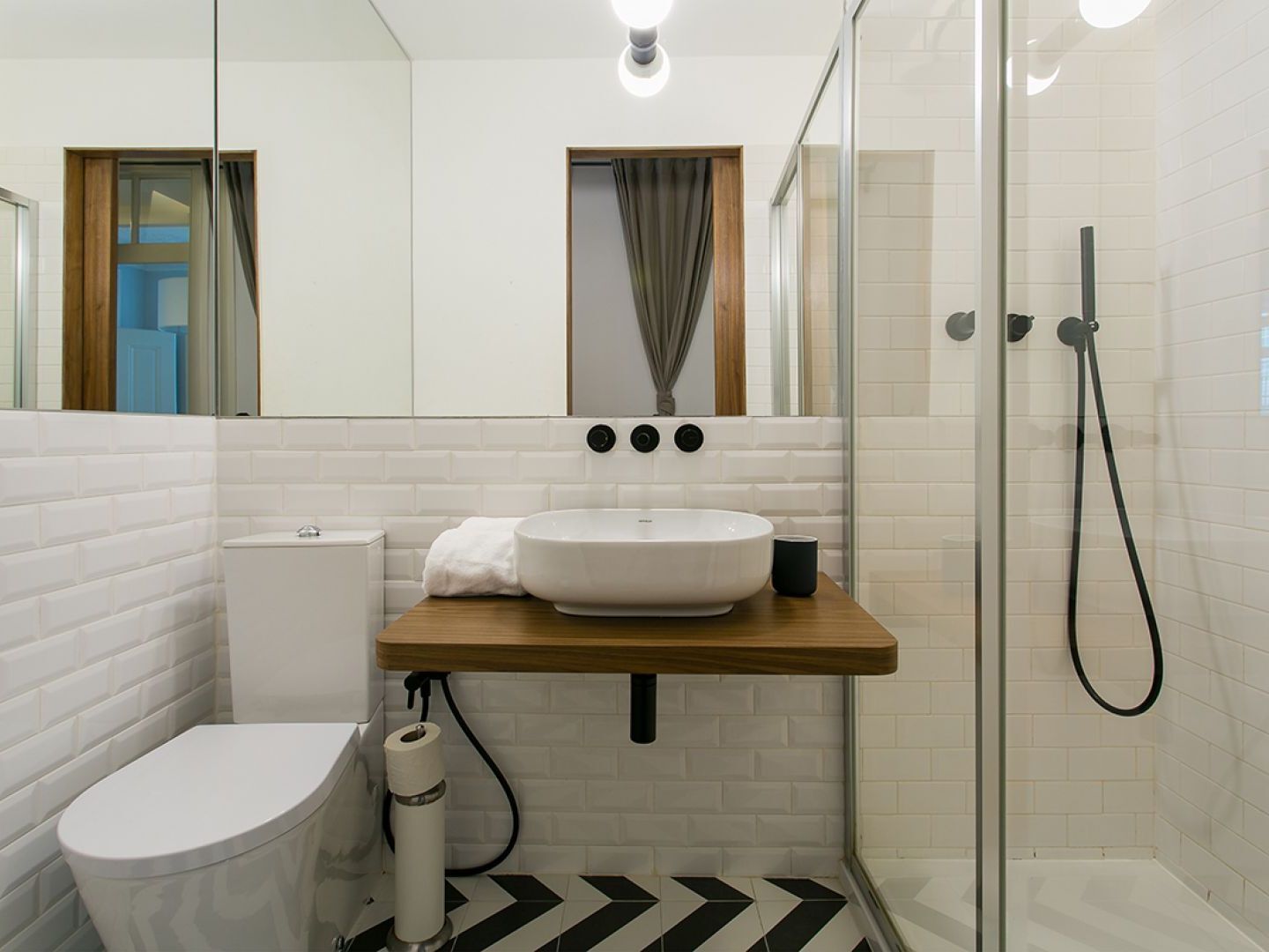 Appartamento Joivy Splendid 2Br Flat In Bairro Alto, Nearby Luis De Camoes Square Lisbona Esterno foto